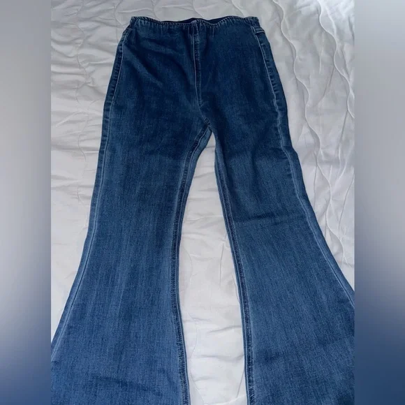 Used - Picture 1 of 1